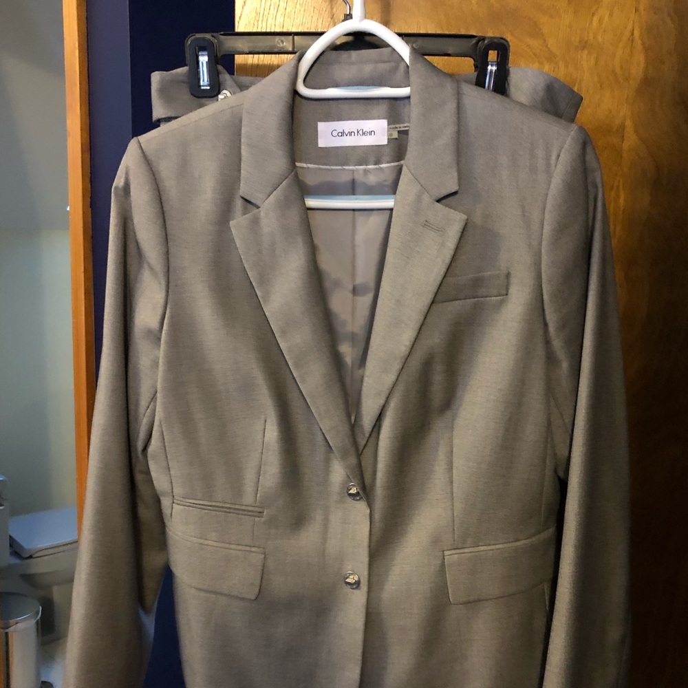 Calvin Klein blazer and pant suit. Size 8.